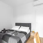 Appartamento X4-Self Check-In-M2 Famagosta-Ac