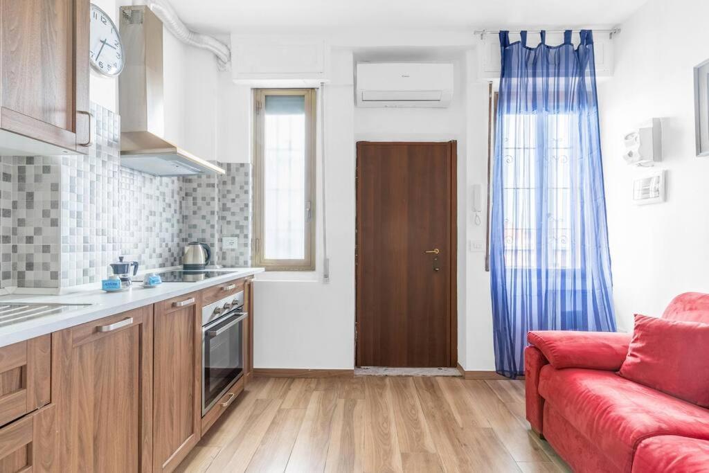 X4-self Check-in-m2 Famagosta-ac Appartement